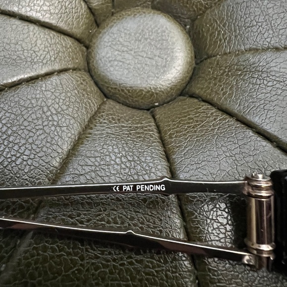 MAUI JIM BAMBOO MJ 104-16 GLOSS BLACK GOLD HCL BRONZE POLARIZED SUNGLASSES - Picture 10 of 14